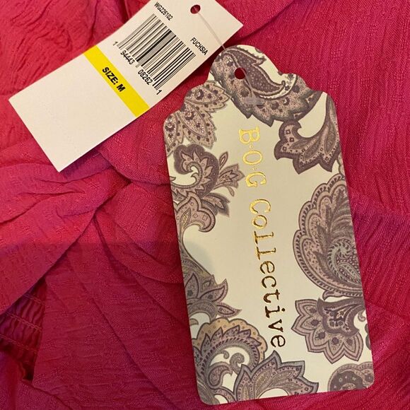 B O G Collective Pink Crop top Twist Sweetheart Front Smocked Back NWT size M - Picture 7 of 9